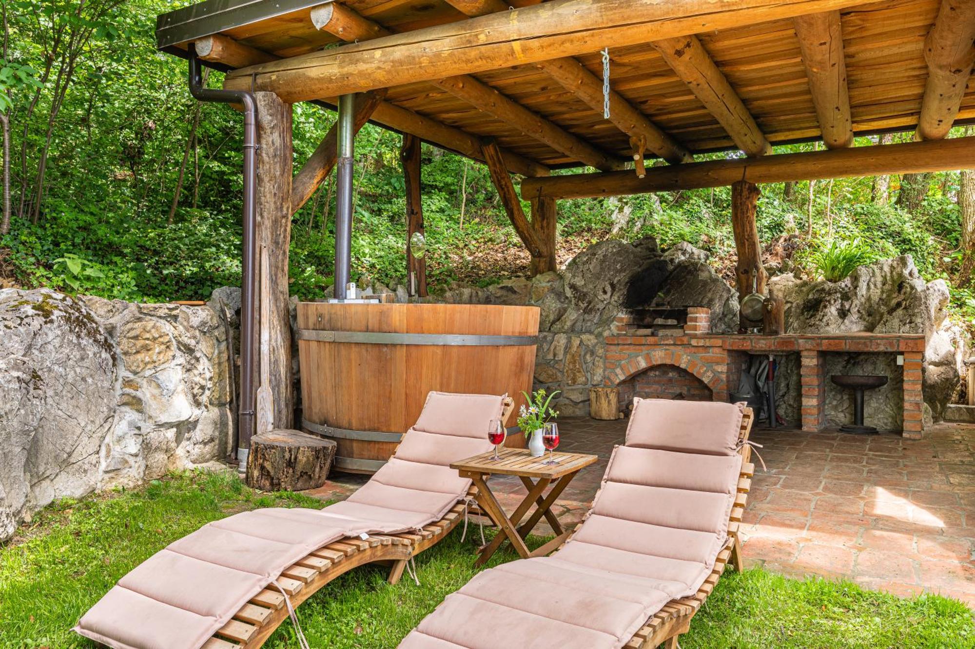 Vineyard Cottage Rataj 2 Novo Mesto Exterior photo