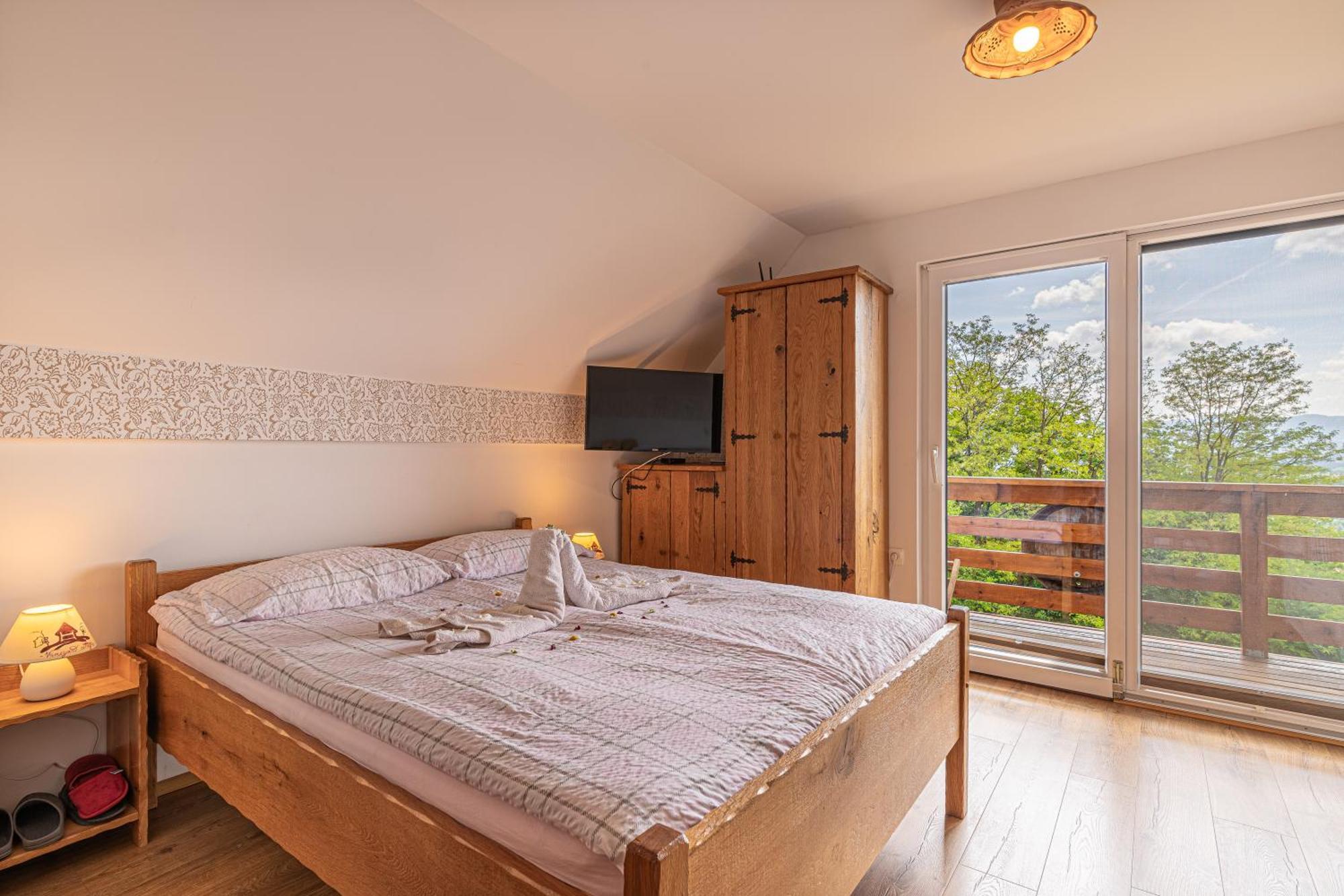 Vineyard Cottage Rataj 2 Novo Mesto Exterior photo