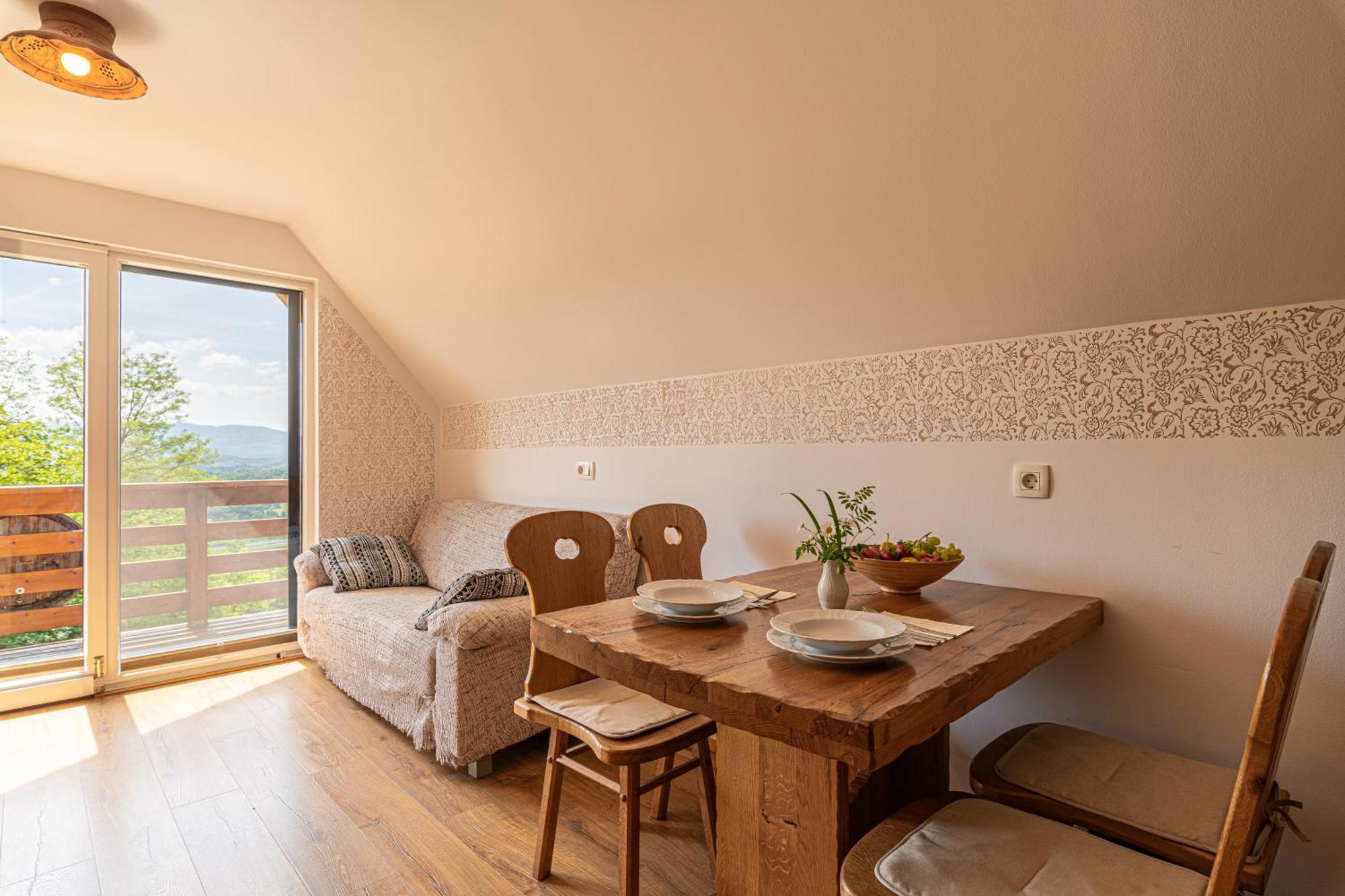 Vineyard Cottage Rataj 2 Novo Mesto Exterior photo