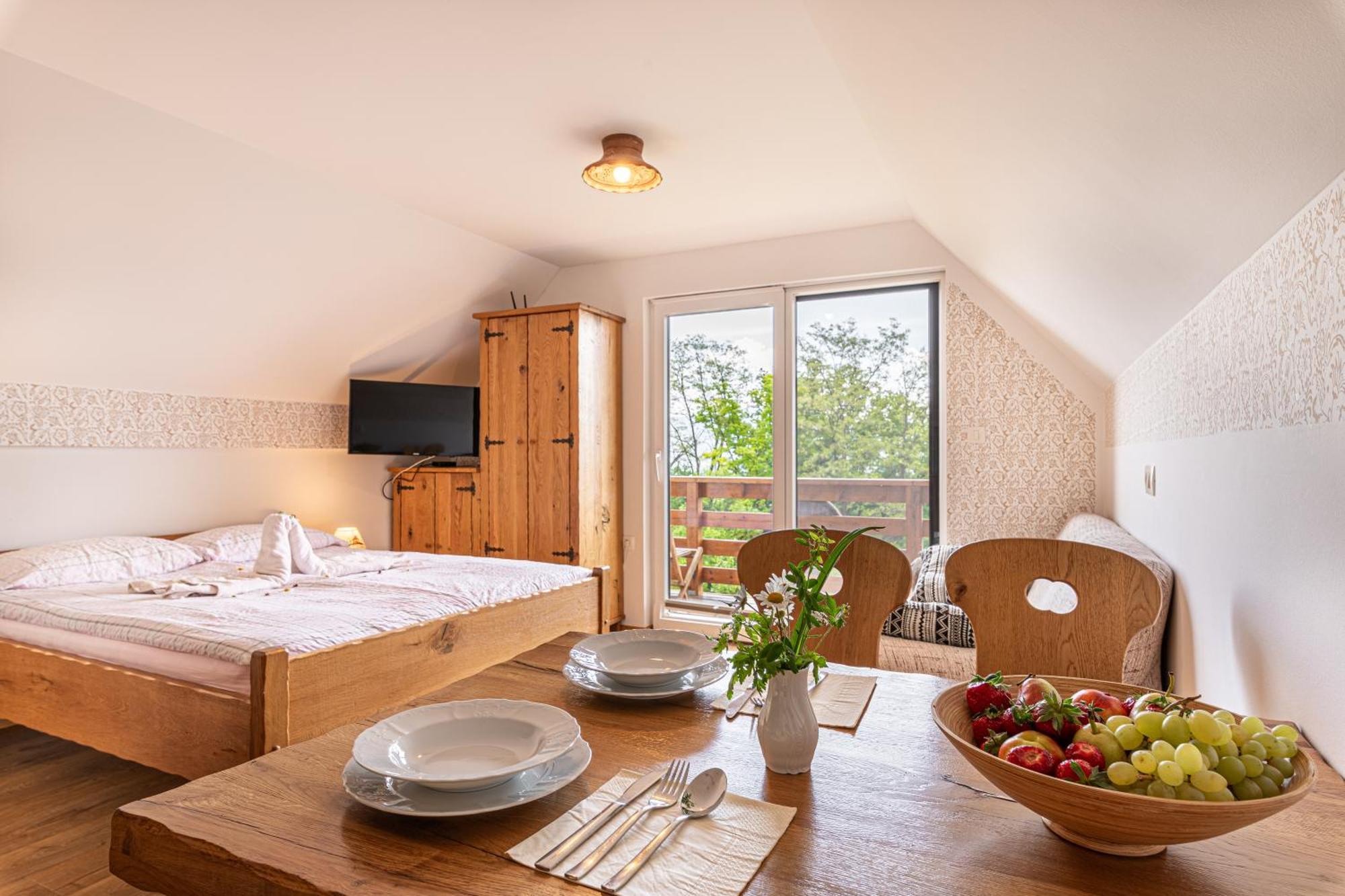 Vineyard Cottage Rataj 2 Novo Mesto Exterior photo