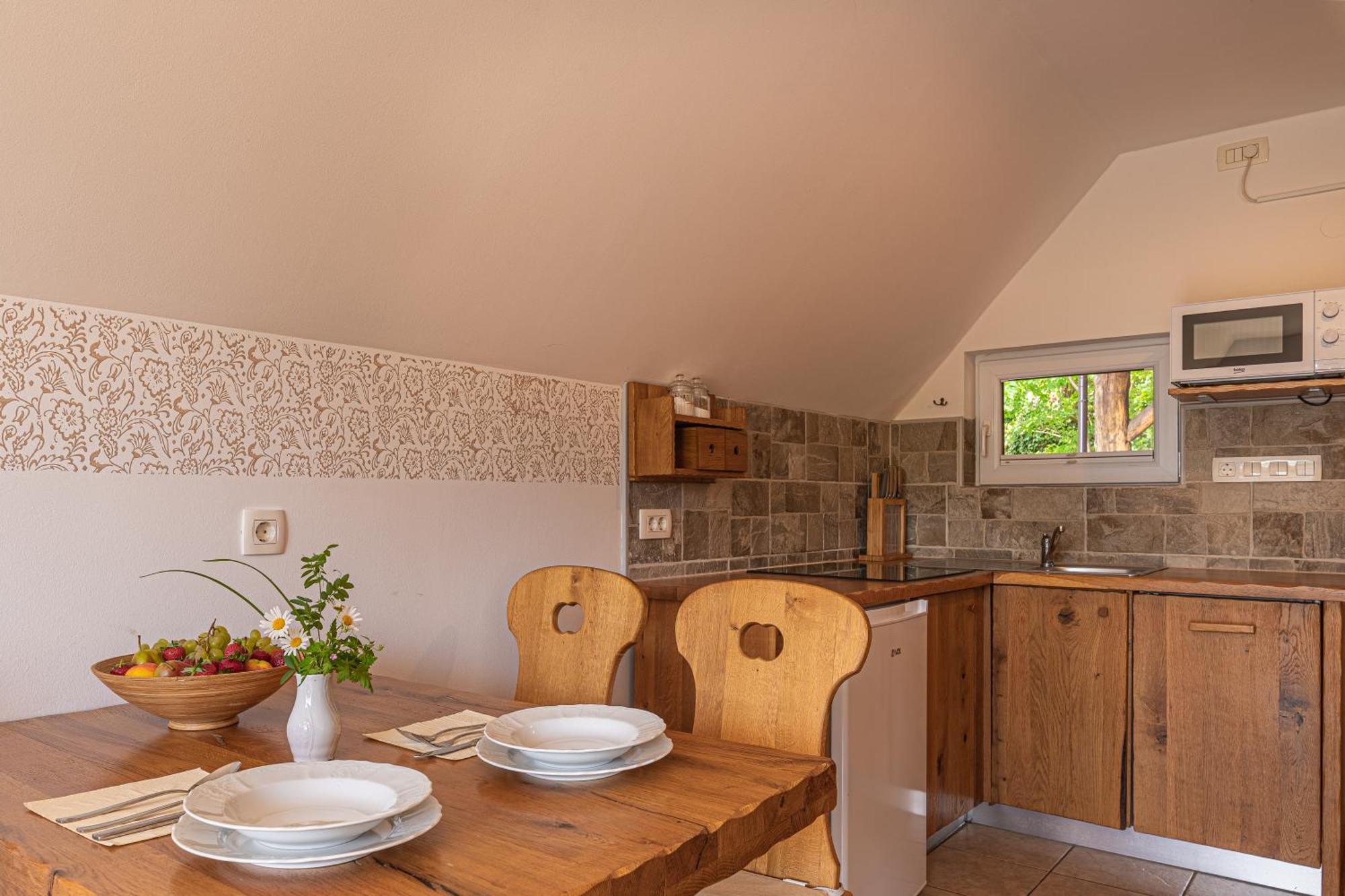 Vineyard Cottage Rataj 2 Novo Mesto Exterior photo