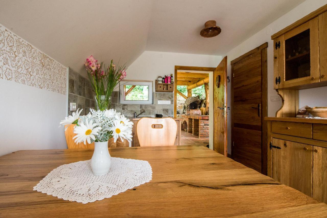 Vineyard Cottage Rataj 2 Novo Mesto Exterior photo