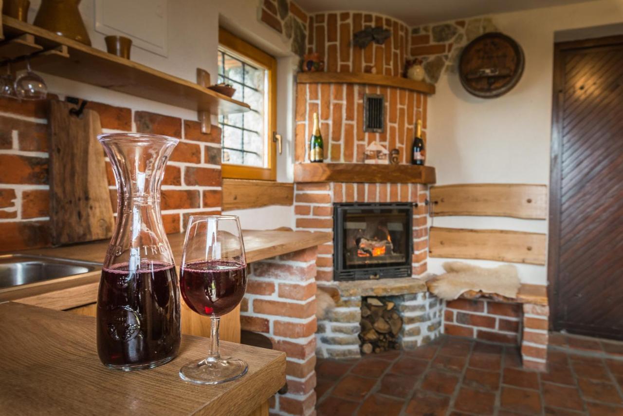 Vineyard Cottage Rataj 2 Novo Mesto Exterior photo